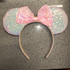 Glittery Minnie Mouse Ears W/ Bow Headband